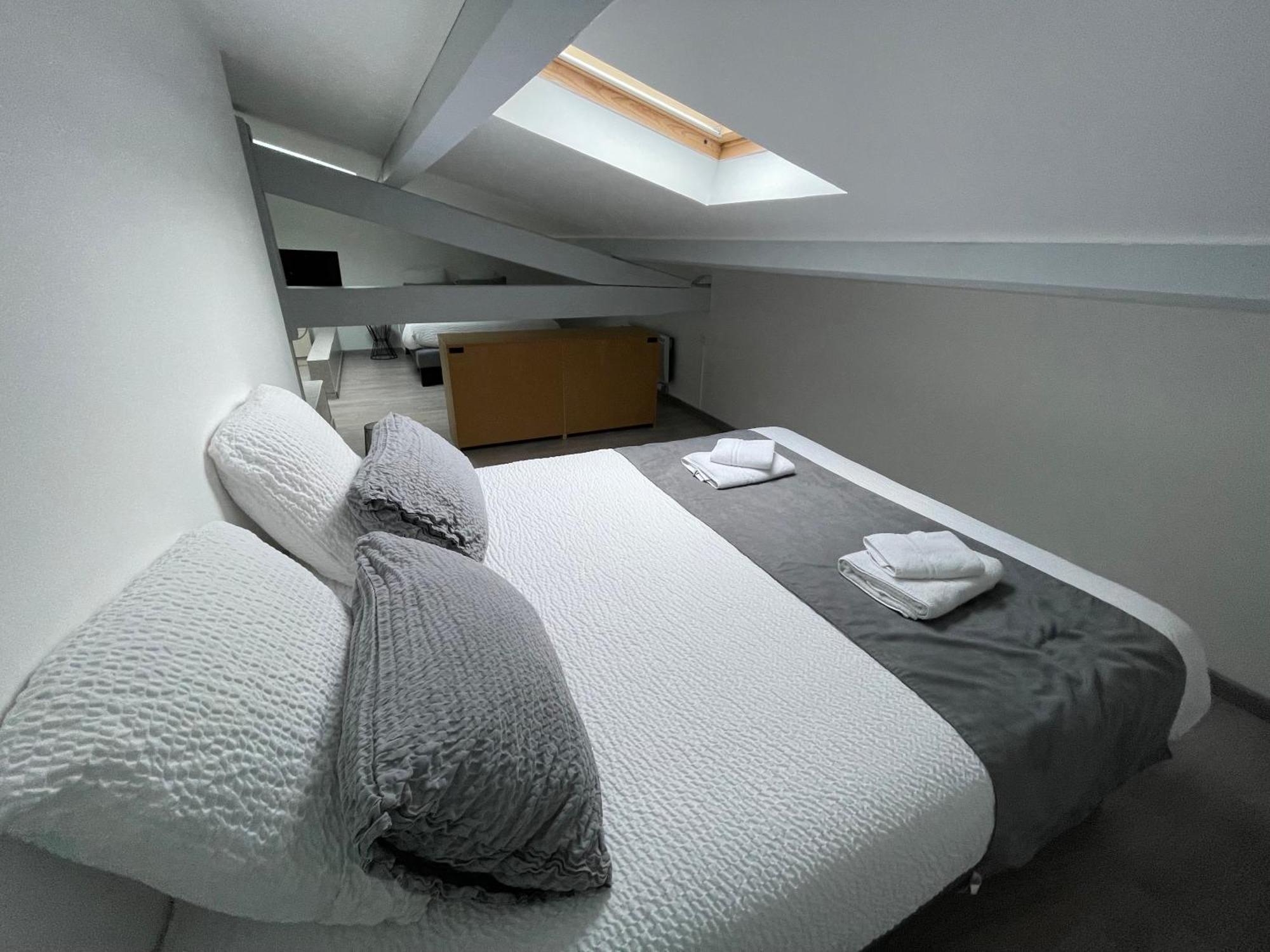 Hotel Paris Madrid Lesperon  Экстерьер фото